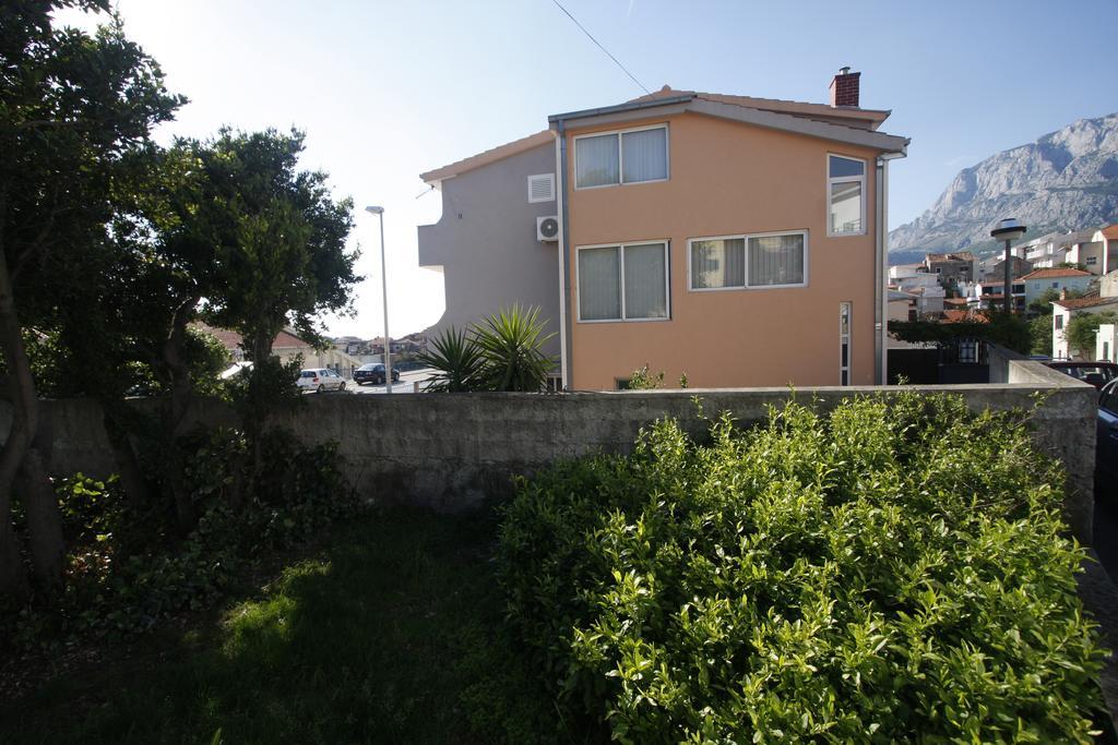 Story Apartment