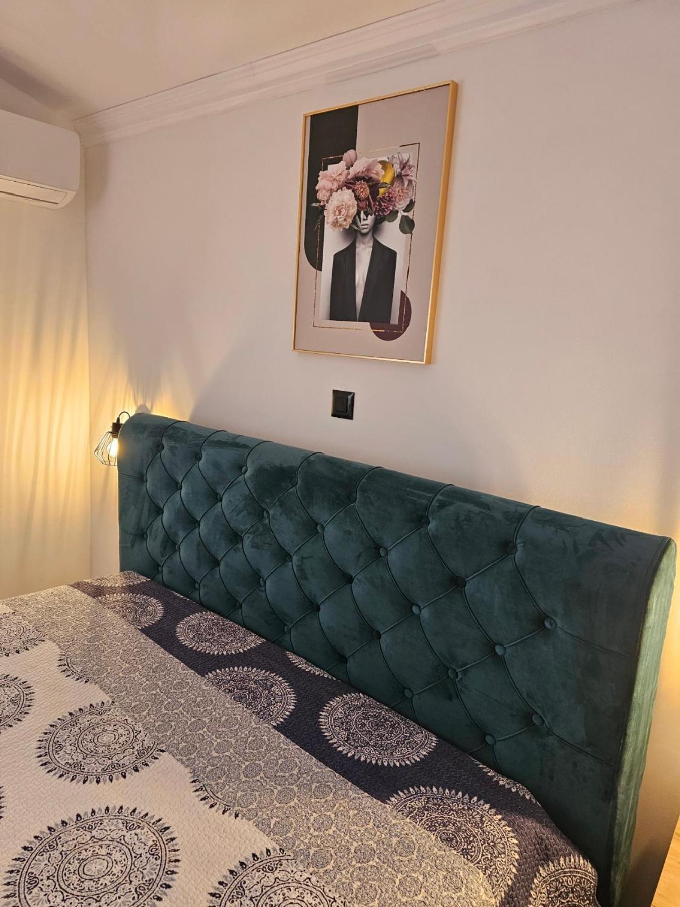 Apartment Story *