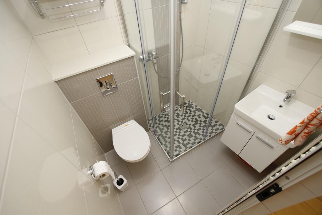 Apartment Story *