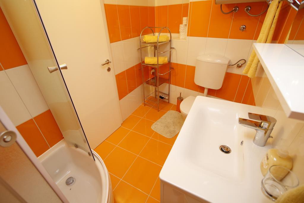 Apartment Story